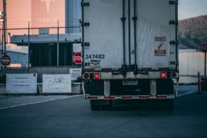 Trucking Safety Tips for Semi-Truck Drivers